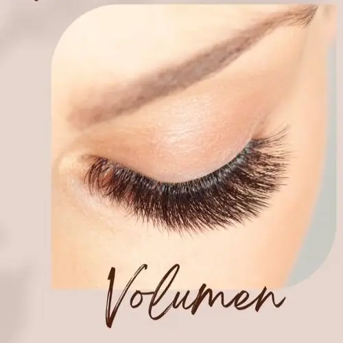 Wimpernverlängerung in Volumentechnik